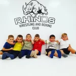 Занятия йогой, фитнесом в спортзале Rhinos Москва