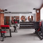 Занятия йогой, фитнесом в спортзале Rock Fitness Владимир