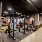 Занятия йогой, фитнесом в спортзале Rock Fitness Владимир