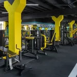 Занятия йогой, фитнесом в спортзале Rock-n-wall Кемерово