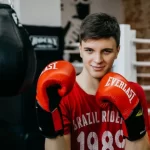 Занятия йогой, фитнесом в спортзале Рокки Воронеж