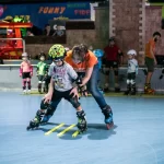 Занятия йогой, фитнесом в спортзале Роллершкола RollerSchool.ru Москва