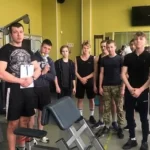 Занятия йогой, фитнесом в спортзале Ровесник Москва