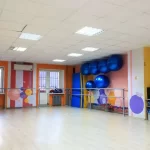 Занятия йогой, фитнесом в спортзале Рубос Омск