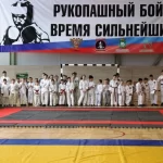 Занятия йогой, фитнесом в спортзале Рукопашный бой Мурманск