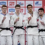 Занятия йогой, фитнесом в спортзале Русь Karate Екатеринбург