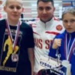 Занятия йогой, фитнесом в спортзале Сайд-Кик Барнаул
