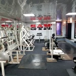 Занятия йогой, фитнесом в спортзале Sam Gym Томск