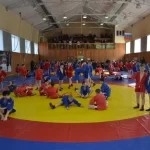 Занятия йогой, фитнесом в спортзале Самбист Красноярск