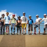 Занятия йогой, фитнесом в спортзале Самокат школа True School Москва