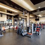 Занятия йогой, фитнесом в спортзале Самокат школа True School Москва