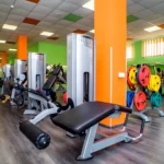 Занятия йогой, фитнесом в спортзале Санфит Анапа