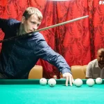 Занятия йогой, фитнесом в спортзале СДЮСШОР по бильярду Гвардейск