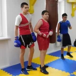 Занятия йогой, фитнесом в спортзале СДЮСШОР Золотые перчатки, зал бокса имени Д. А. Лебедева Старый Оскол