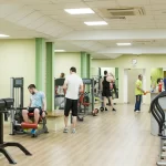 Занятия йогой, фитнесом в спортзале СДМ-Фитнес Москва