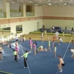 Занятия йогой, фитнесом в спортзале Секция акробатики и гимнастики АкроРитм Москва