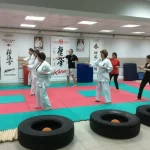 Занятия йогой, фитнесом в спортзале Секция каратэ Москва