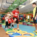 Занятия йогой, фитнесом в спортзале Секция ОФП для детей Москва