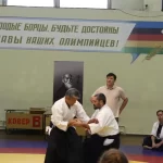 Занятия йогой, фитнесом в спортзале Сэнкай Москва