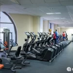 Занятия йогой, фитнесом в спортзале Северный ветер Тольятти