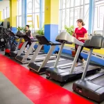 Занятия йогой, фитнесом в спортзале S-fitness Краснодар