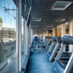 Занятия йогой, фитнесом в спортзале SFitness Санкт-Петербург