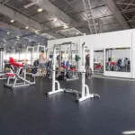 Занятия йогой, фитнесом в спортзале Шадо Коркино