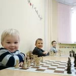 Занятия йогой, фитнесом в спортзале Шахматята. Секция по шахматам Москва