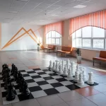 Занятия йогой, фитнесом в спортзале Шахматный домик Москва