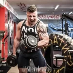 Занятия йогой, фитнесом в спортзале Shevelev Group Москва