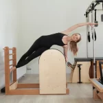 Занятия йогой, фитнесом в спортзале Shine Pilates Москва