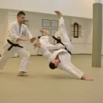 Занятия йогой, фитнесом в спортзале Школа айкидо Дасэйкан Москва