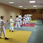 Занятия йогой, фитнесом в спортзале Школа Байдера Москва