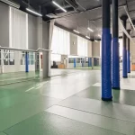 Занятия йогой, фитнесом в спортзале Школа Байдера Москва