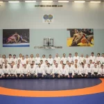 Занятия йогой, фитнесом в спортзале Школа Байдера Москва
