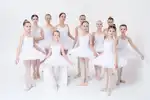 Спортивный клуб Школа балета Petits Pas