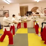 Занятия йогой, фитнесом в спортзале Школа боевых искусств ниндзя Катэда Москва