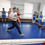 Занятия йогой, фитнесом в спортзале Школа бокса имени Олега Саитова Корсаков