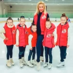 Занятия йогой, фитнесом в спортзале Школа фигурного катания Лидер Москва