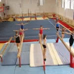 Занятия йогой, фитнесом в спортзале Школа гимнастики Улан-Удэ