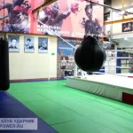 Занятия йогой, фитнесом в спортзале Школа Исб: Красноярск Красноярск