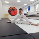 Занятия йогой, фитнесом в спортзале Школа каратэ и кикбоксинга имени в. Башурова Ангарск