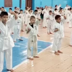 Занятия йогой, фитнесом в спортзале Школа карате кекусинкай Магнитогорск