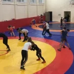 Занятия йогой, фитнесом в спортзале Школа мастеров Лиски