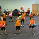 Занятия йогой, фитнесом в спортзале Школа мяча Москва