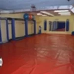 Занятия йогой, фитнесом в спортзале Школа самурая Шахты