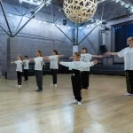 Занятия йогой, фитнесом в спортзале Школа современного танца LegendaÓ Москва