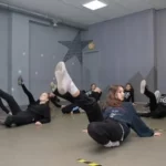 Занятия йогой, фитнесом в спортзале Школа танцев для детей Piter Dance филиал на Шателена Санкт-Петербург