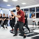 Занятия йогой, фитнесом в спортзале Школа танцев Драйв Томск