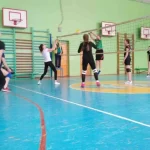Занятия йогой, фитнесом в спортзале Школьный спортивный клуб Старт Губкинский